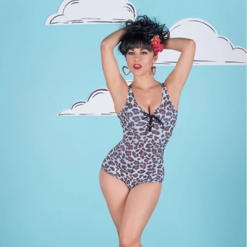 Pinup retro animal print betty page Swimsuit